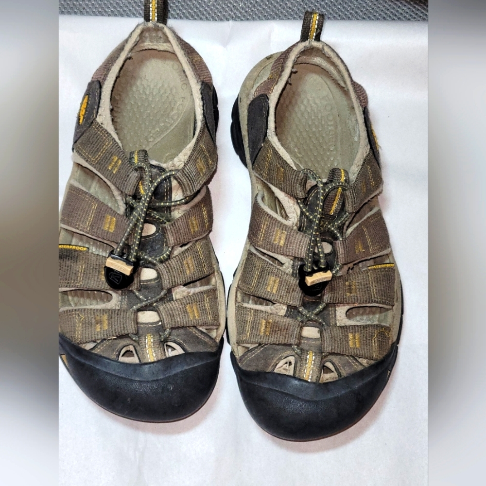 Keen Newport sandals